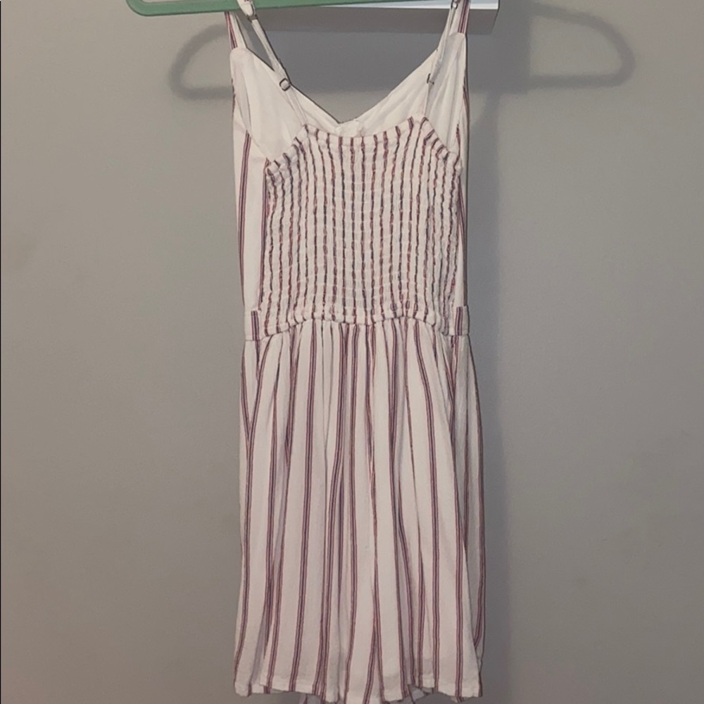 White romper - Picture 2 of 3